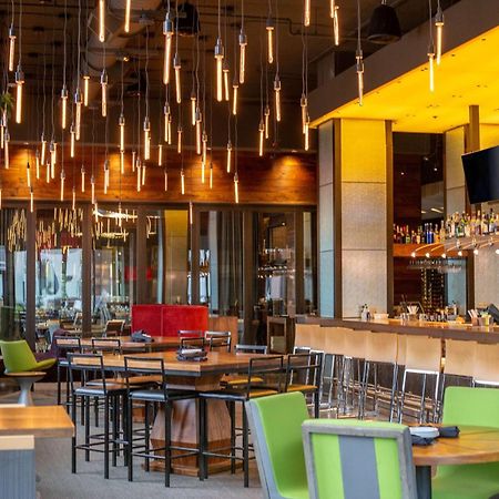 Hilton Garden Inn Louisville Downtown Εξωτερικό φωτογραφία