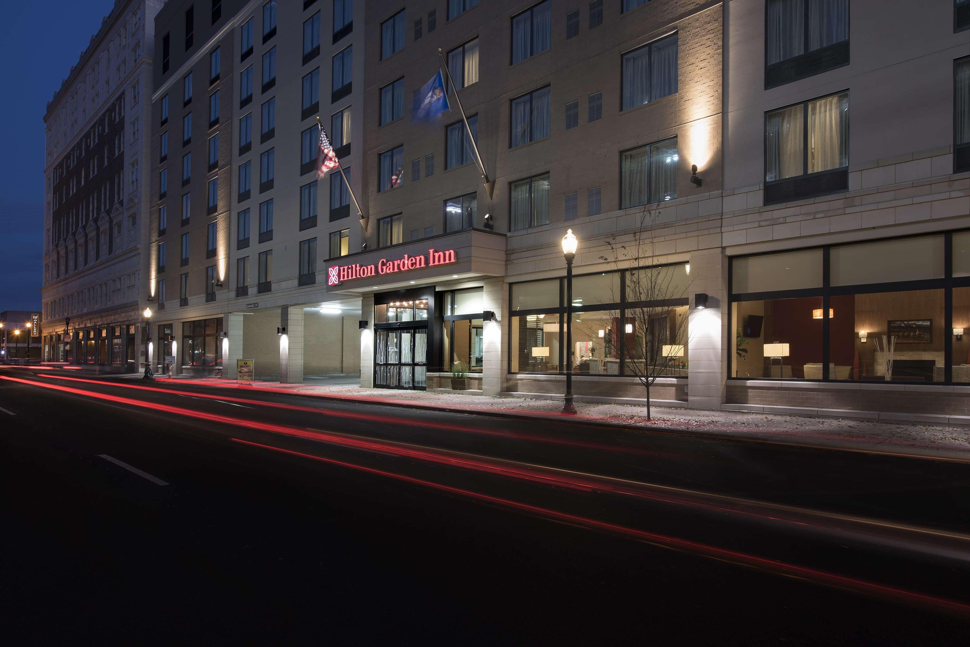 Hilton Garden Inn Louisville Downtown Εξωτερικό φωτογραφία