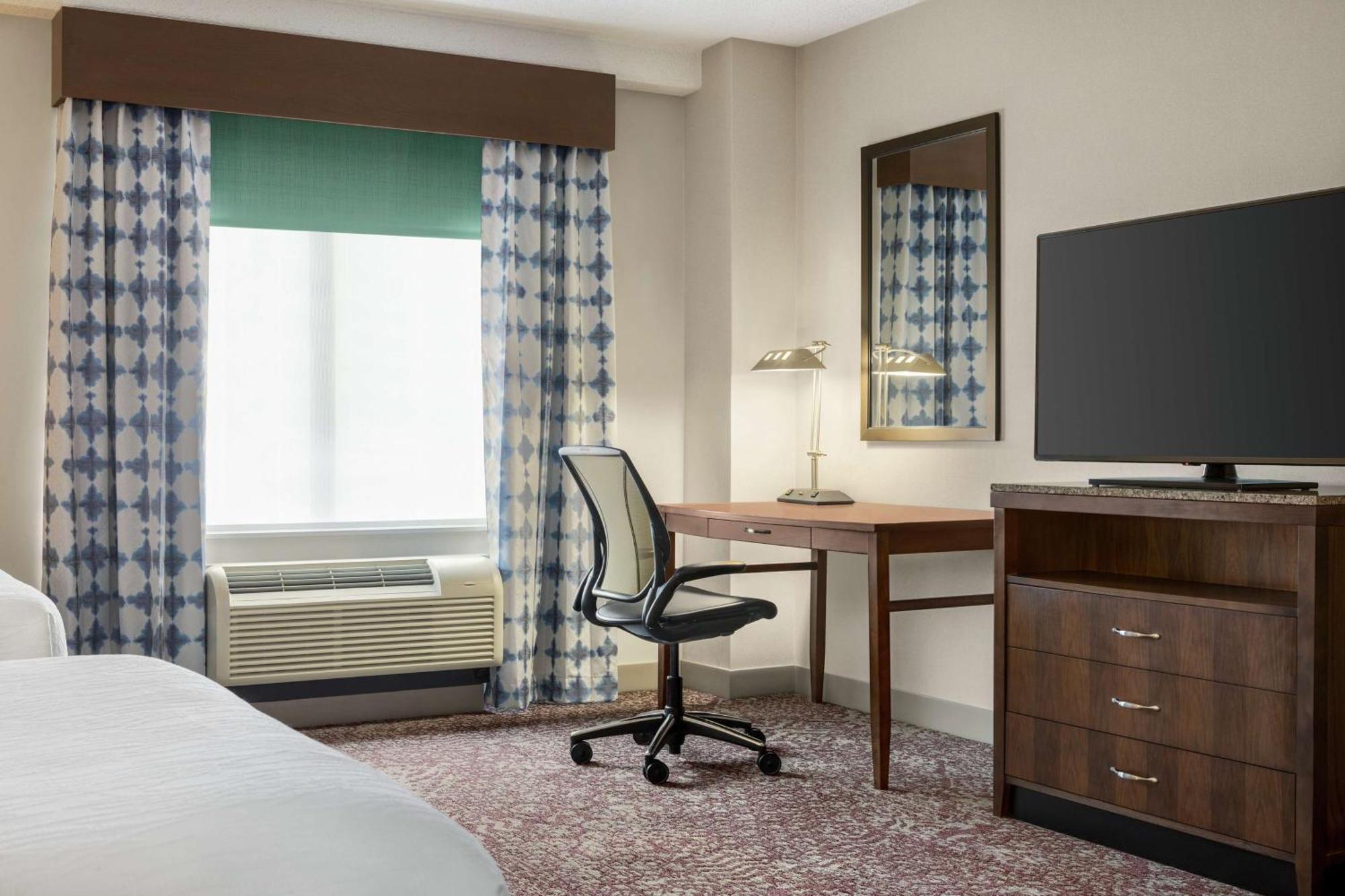 Hilton Garden Inn Louisville Downtown Εξωτερικό φωτογραφία