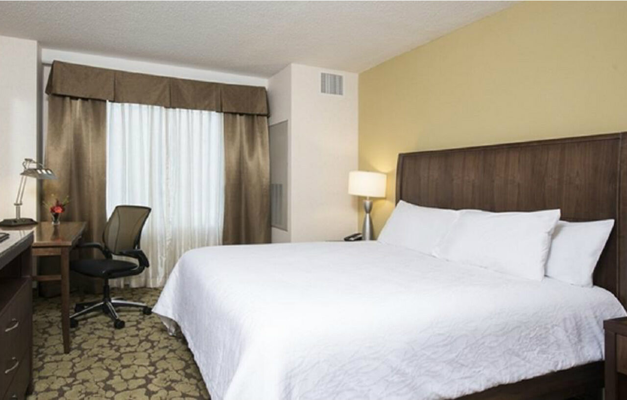 Hilton Garden Inn Louisville Downtown Εξωτερικό φωτογραφία